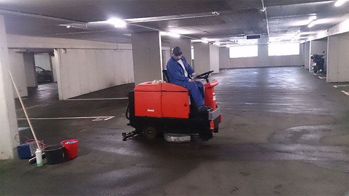 Garagenreinigung